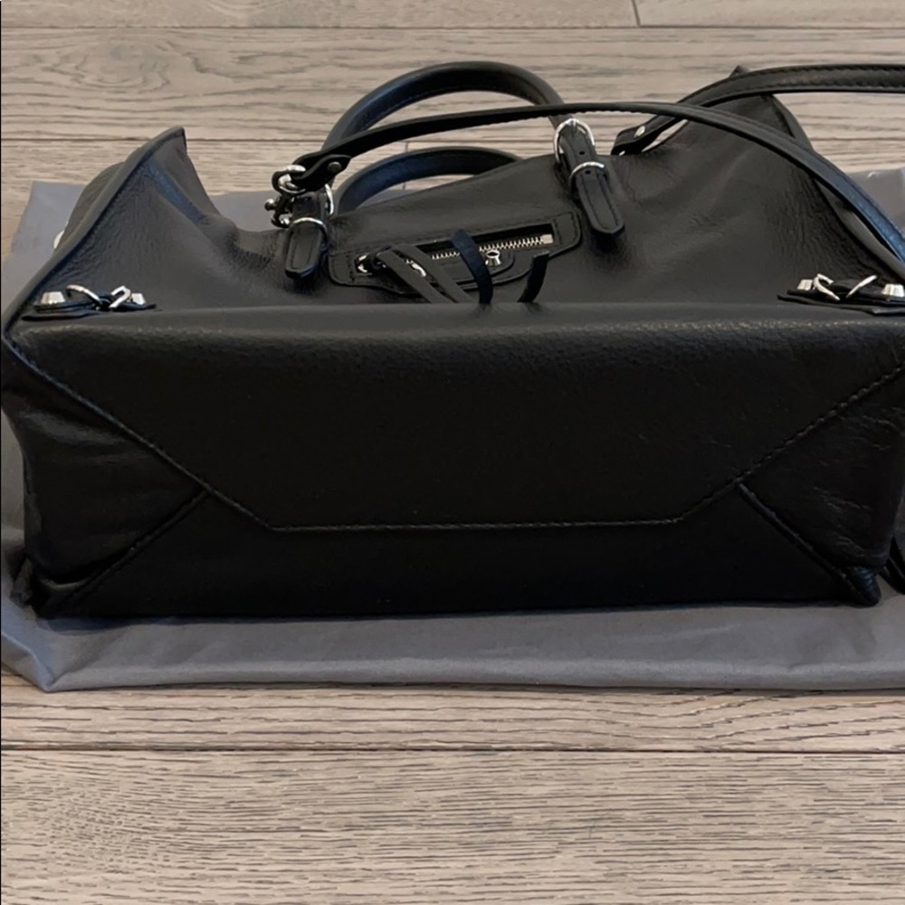 Sold-Balenciaga handbag - Picture 4 of 6